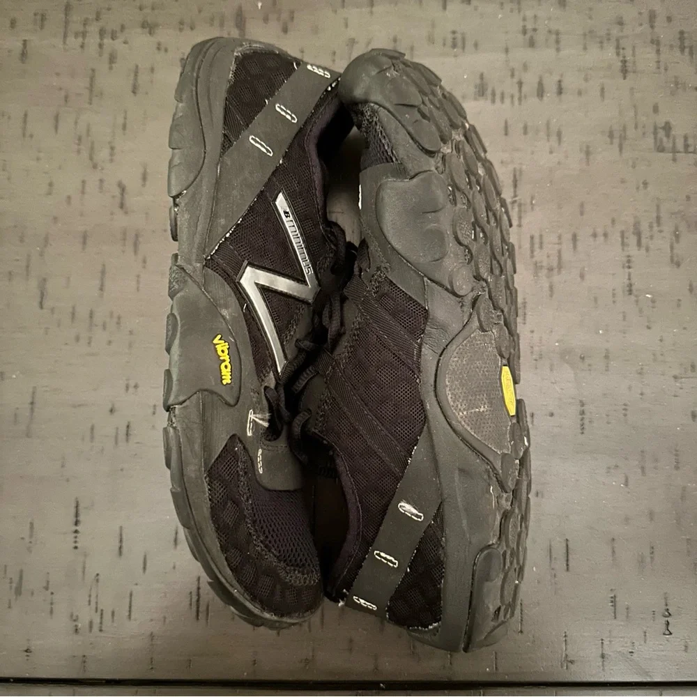 New Balance Minimus Men’s Black Trail Shoes - Picture 2 of 7